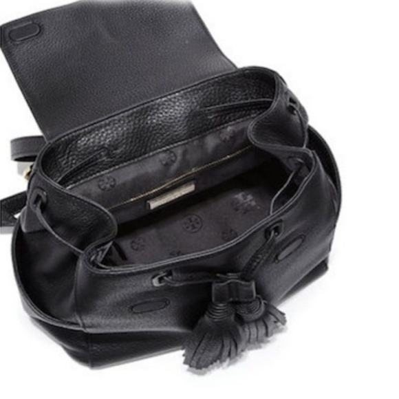 💥💥SOLD💥💥🆕️ Tory Burch Thea Mini Backpack - Picture 2 of 8